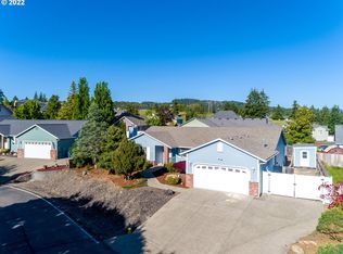 2273 Eagle Loop, Sutherlin, OR 97479