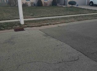 4601 Casey Dr, Springfield, IL 62711