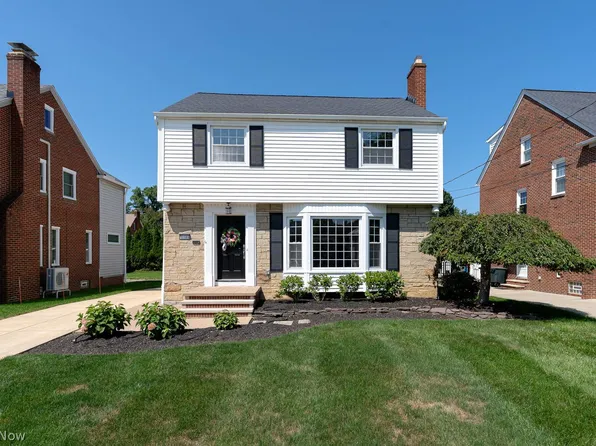 21146 Erie Rd, Rocky River, OH 44116