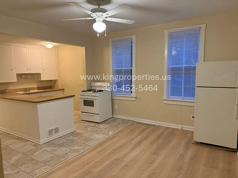701 16th St NW #A — Photo 6