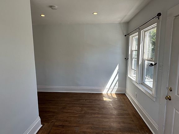 3rd image of 3619 Kingsley St