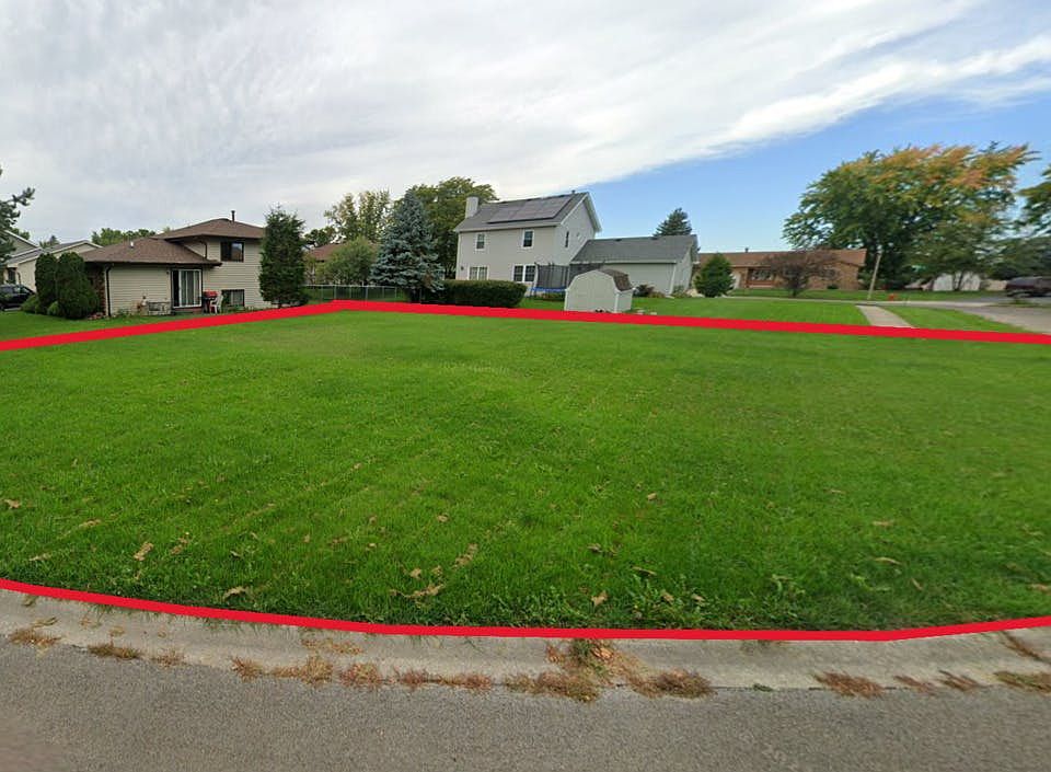 2nd image of 153 Joseph St