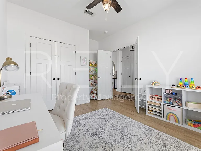 129 Seattle Slew Dr — Photo 11