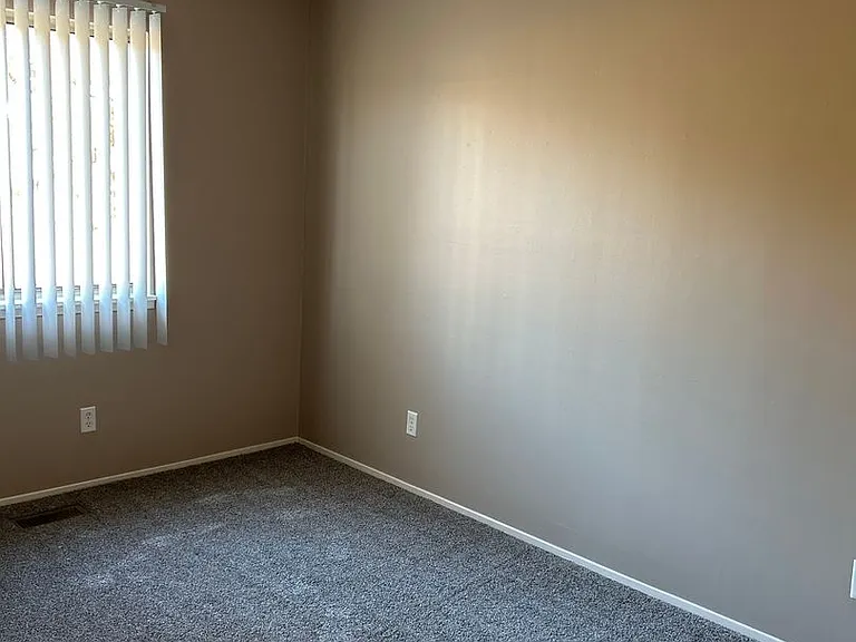Southdale Square Apartments — Photo 110