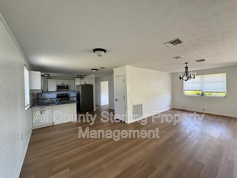 2730 N US Highway 441 — Photo 5