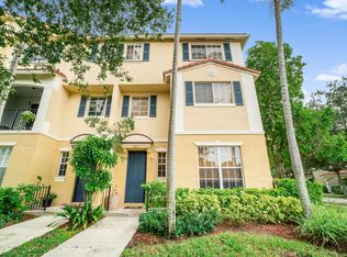 1403 W Wickham Cir, Delray Beach, FL 33445