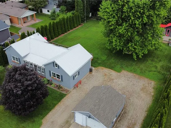 535 Raglan St, Minto, ON N0G 2P0