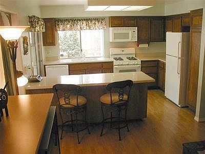 2nd image of 2985 Dogwood Cir