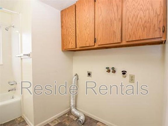 5th image of 863 W 530 S APT 3