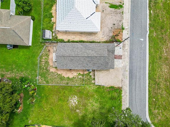2nd image of 904 WASHINGTON STREET
