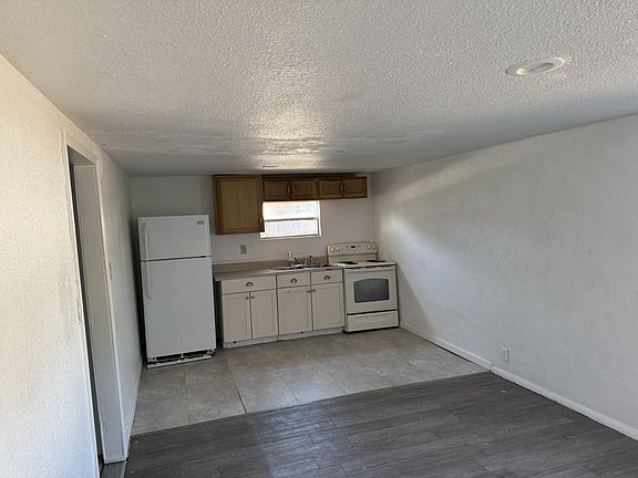 5th image of 2637 Watson Ln