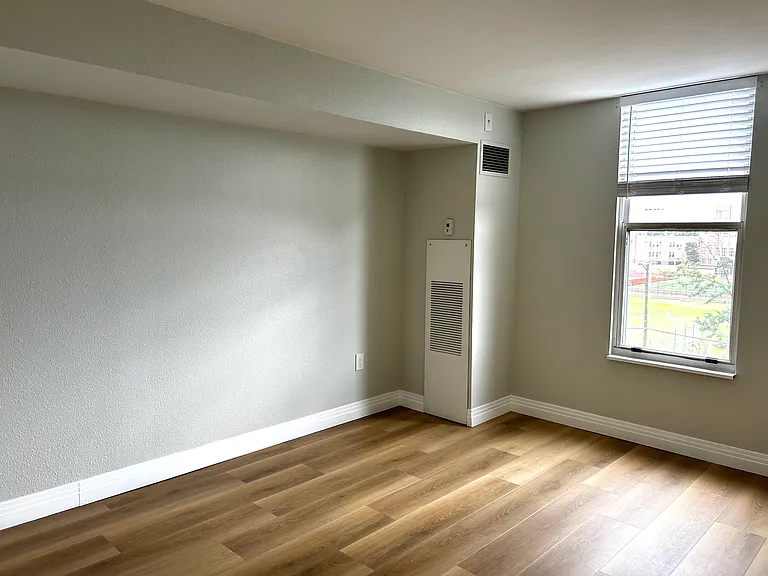 601 W 11th Ave #517 — Photo 15