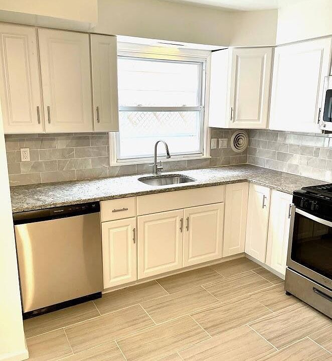 1st image of 173 Washington Ave