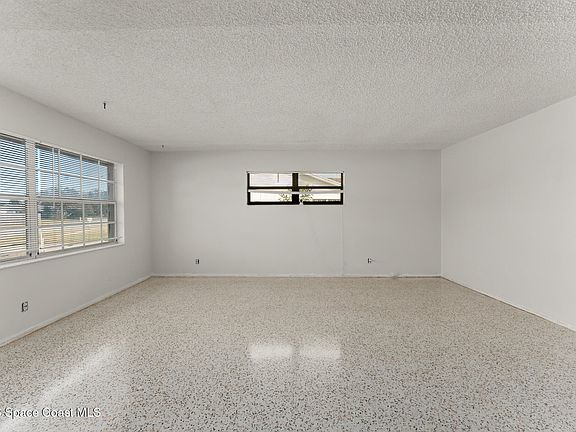 3rd image of 3013 Telka Lynn Dr