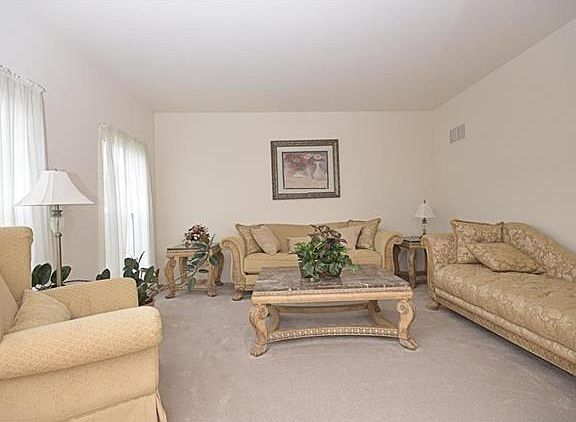 4th image of 13033 Kinsley Heights Dr