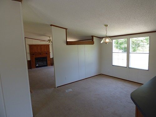 5th image of 3576 Grist Creek Wynd NE