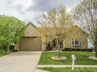9308 N Charlotte Ct, Kansas City, MO 64155