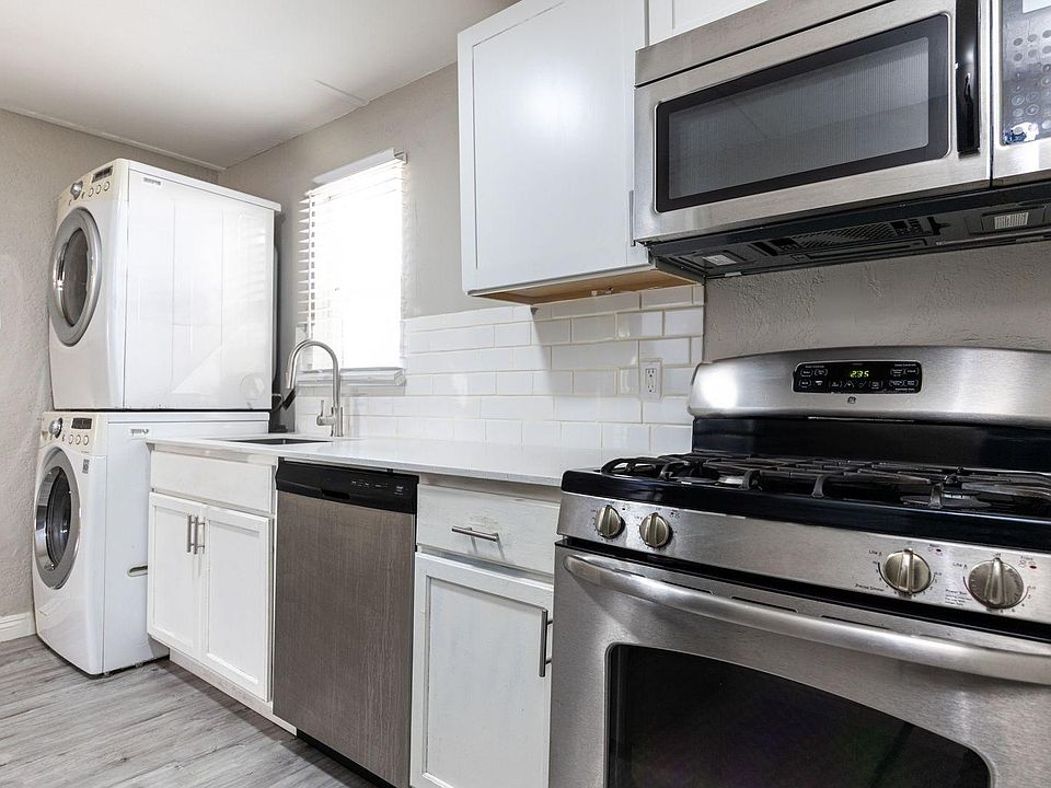 1st image of 419 W 9th St #B