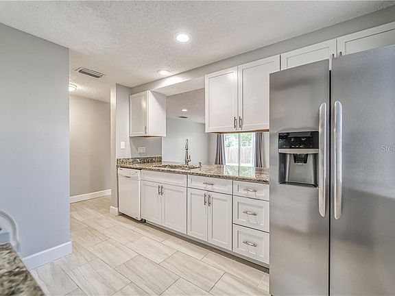4th image of 2863 Honey Bear Ct