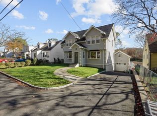 90 Grassy Sprain Rd, Yonkers, NY 10710