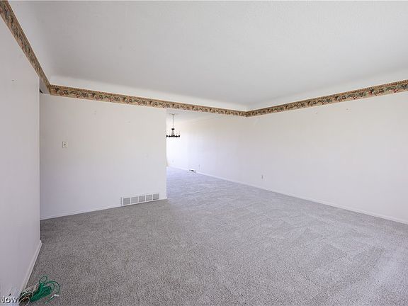 2nd image of 651 E Parkleigh Dr