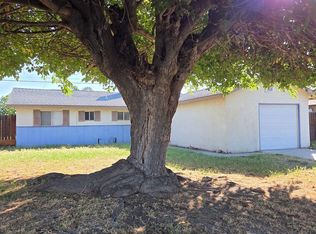 1514 Hayden Ave, Hanford, CA 93230