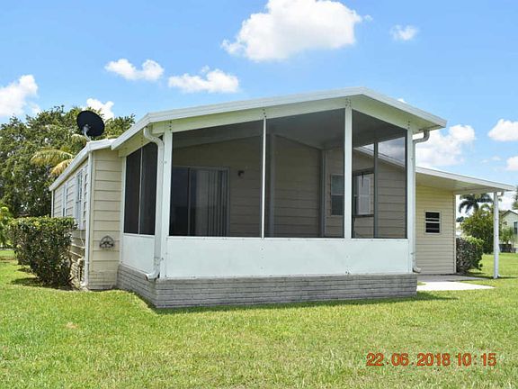 3rd image of 8495 Bromeliad Ct