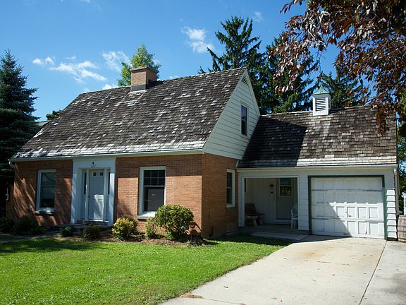 4th image of 222 Fairview Dr