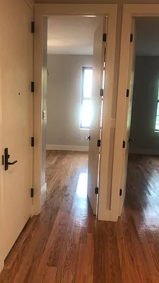 Rented by Evergreen Apartments BK | media 4