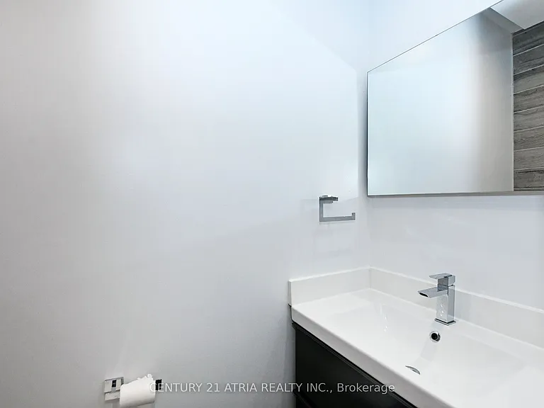 10 Palmerston Ave — Photo 18