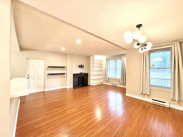 440 Wellington St #103 — Photo 13