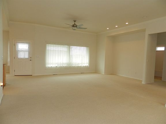 5th image of 503 Panorama Dr