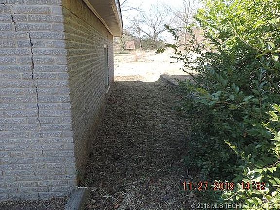 3rd image of 25812 S Clayton Ave