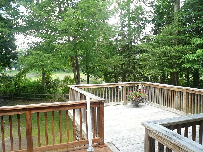 Large entertaining deck.