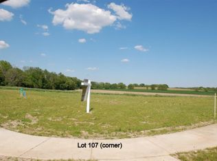 561 Water Tower Dr, Marshall, WI 53559
