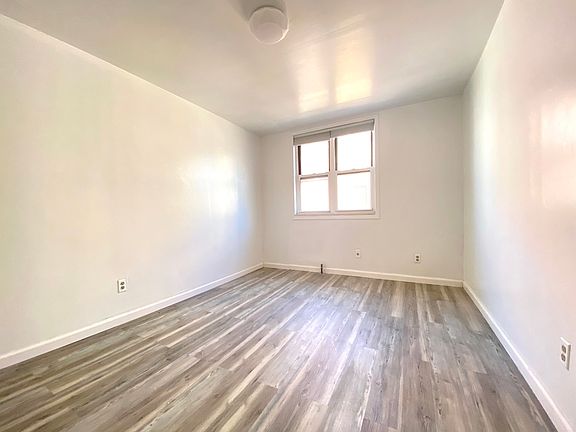 4th image of 329 Broome St APT 3F