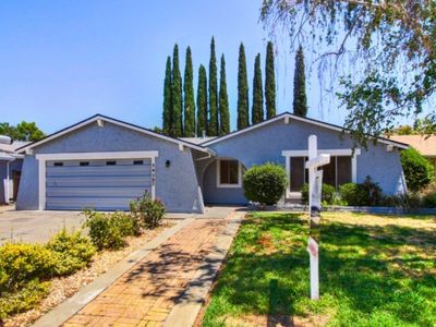 3929 Ashgrove Way, Sacramento, CA, 95826