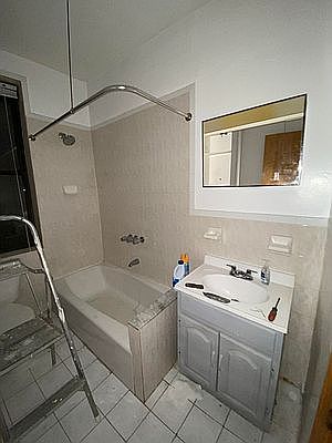5th image of 247 Bay 17 St #C19