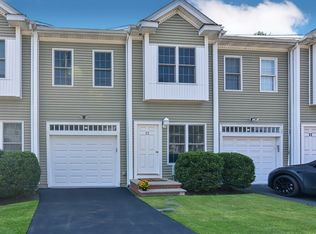 13 Maple Ave #13, Upton, MA 01568