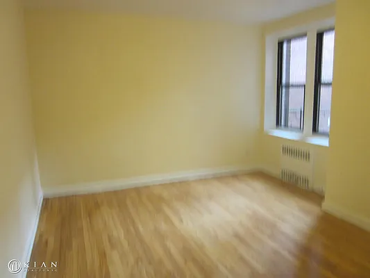 Rented by Kian Realty | media 22