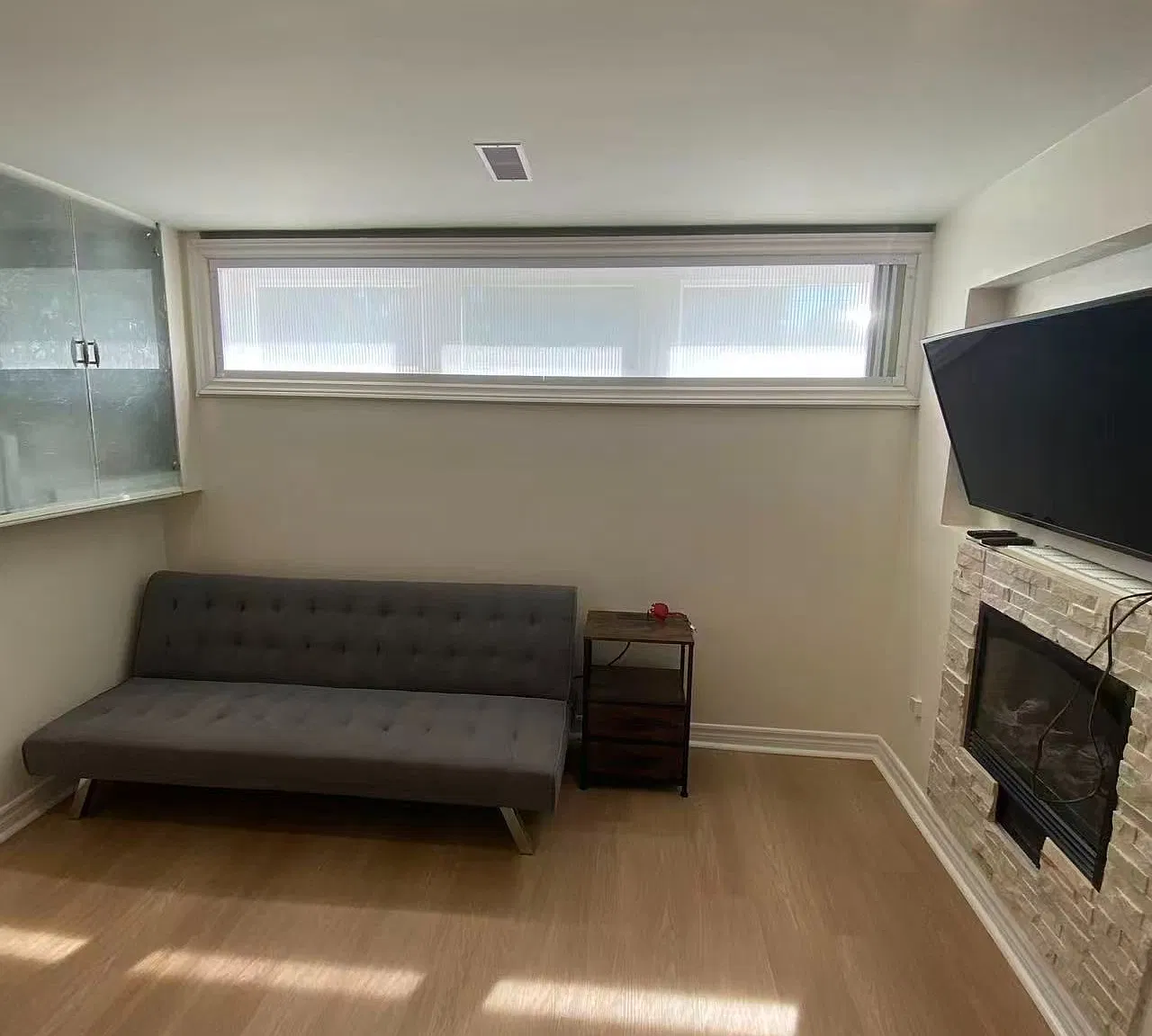 1 bed, $2,000 — Photo 2