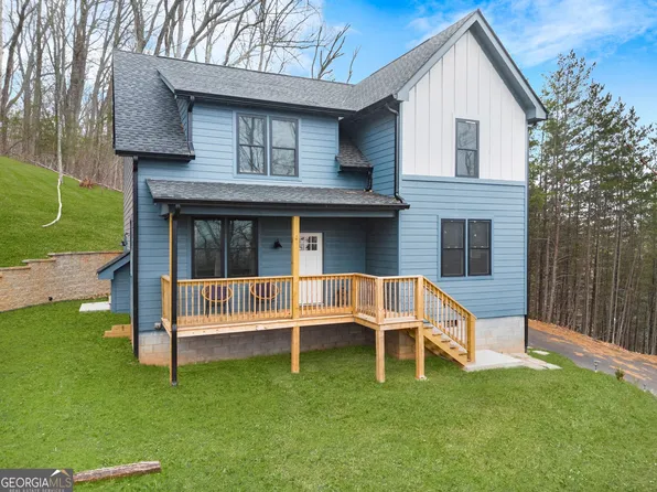 201 Huntington Pl, Dahlonega, GA 30533