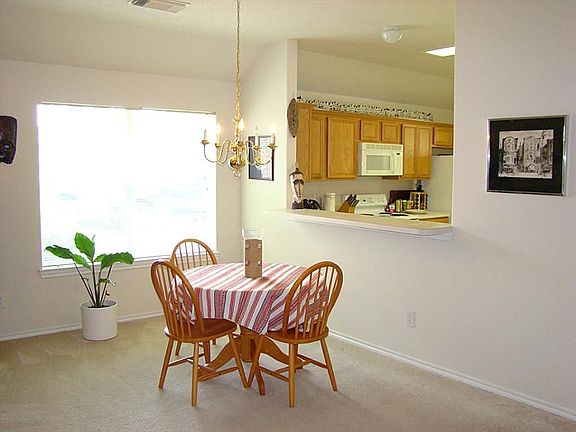 5th image of 18519 Atasca Woods Way