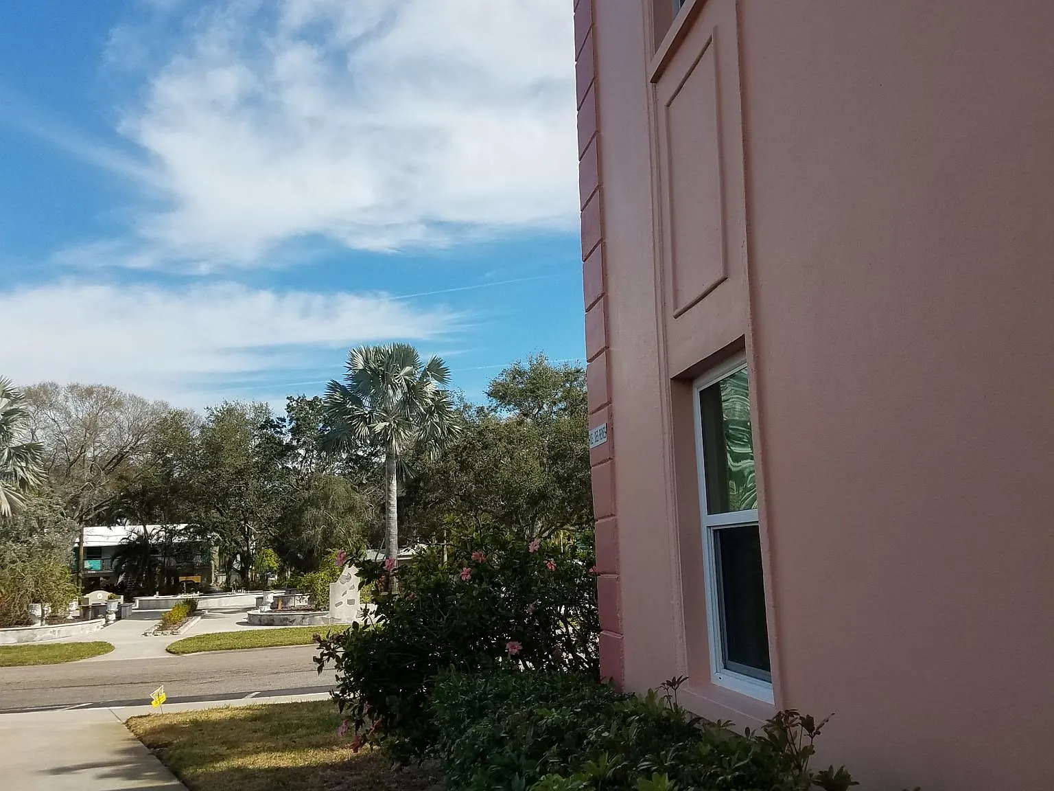 2 bed, 960 sqft, $2,000 — Photo 3