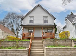 1639 S 85th St, West Allis, WI 53214