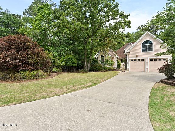 2nd image of 86 Plantation Passage Drive SE