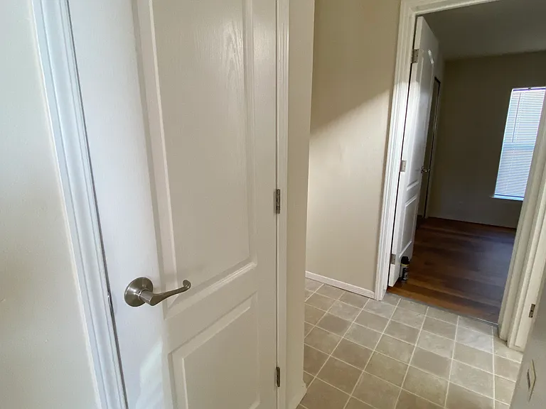 113 S Harold St #15 — Photo 4