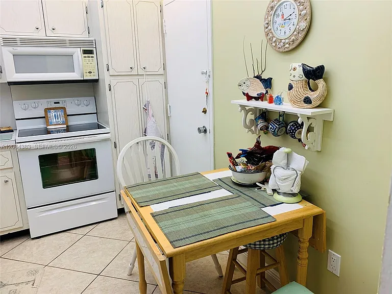 1985 S Ocean Dr #6K — Photo 8
