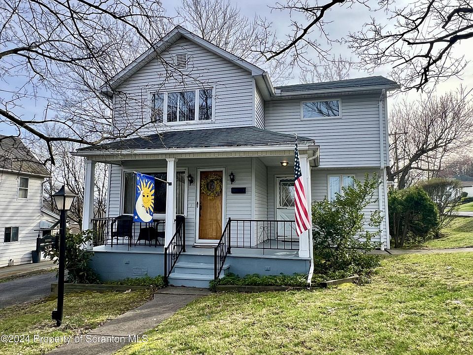 1st image of 833 Pancoast St