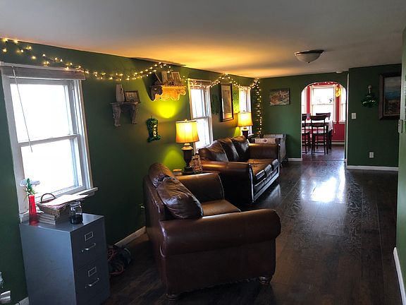 5th image of 2566 E Beech Ave